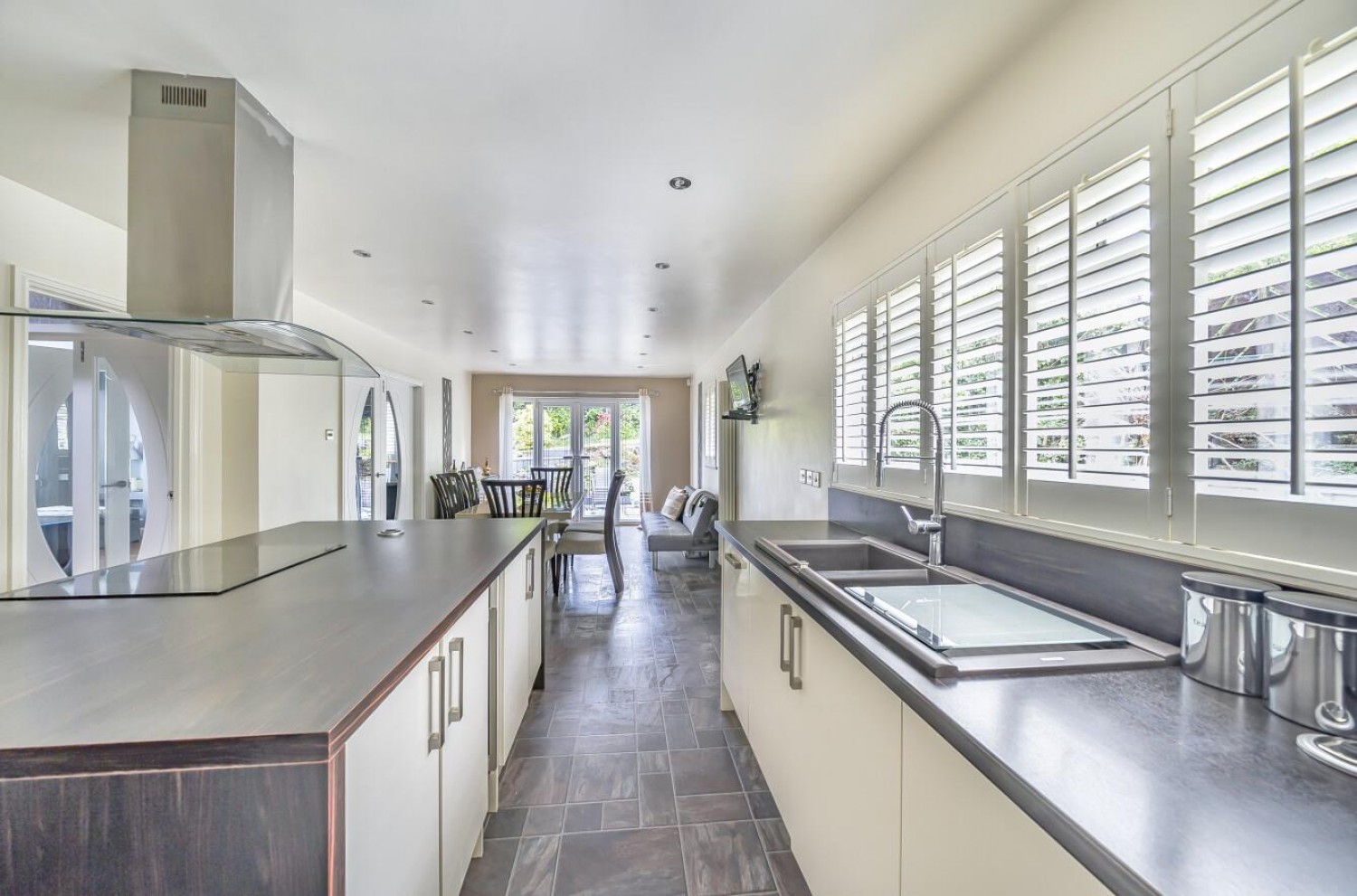 Tinshill Road, Cookridge, LS16