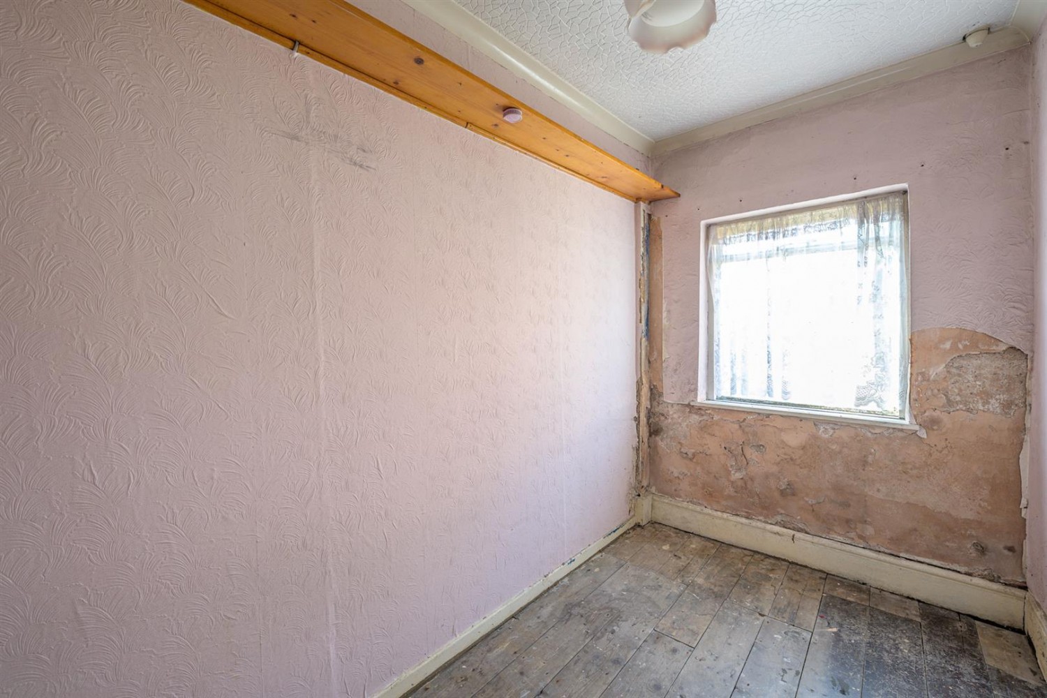 Barnett Street, Wordsley, DY8 5QL