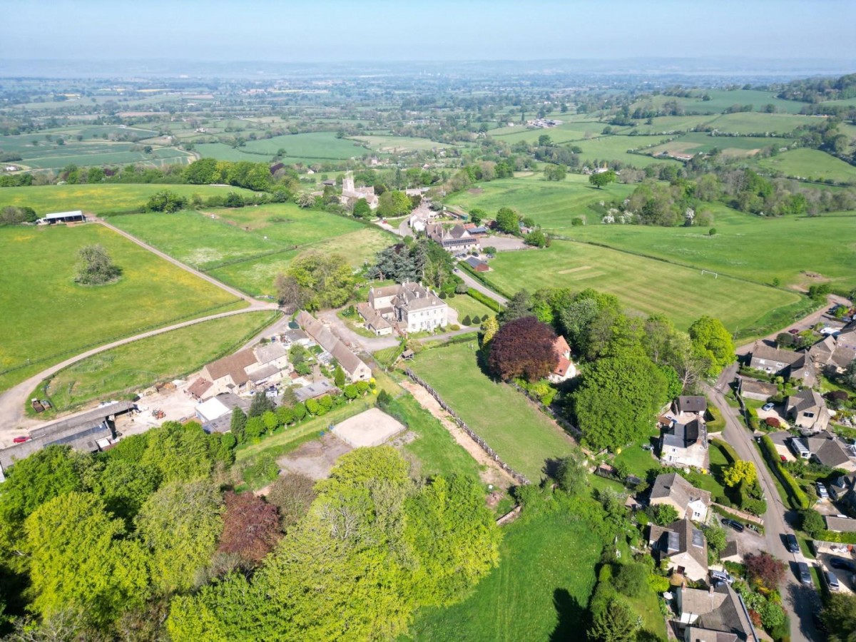 North Nibley, Gloucestershire, GL11