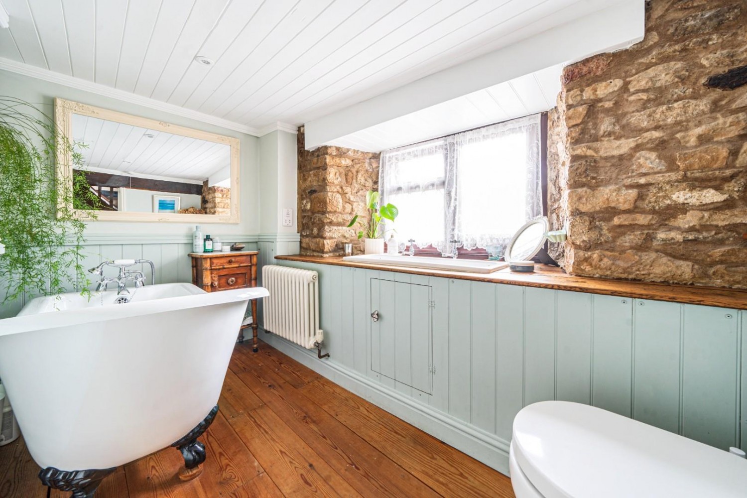 Long Street, Dursley, GL11