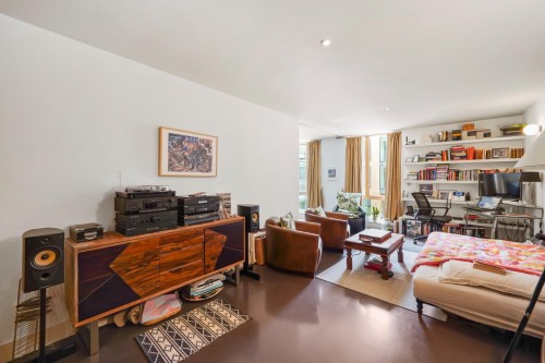Drysdale Street, Hoxton Square N1