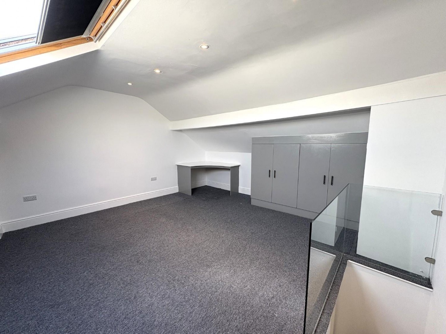 Valley Road, Meersbrook, Sheffield, S8 9GA