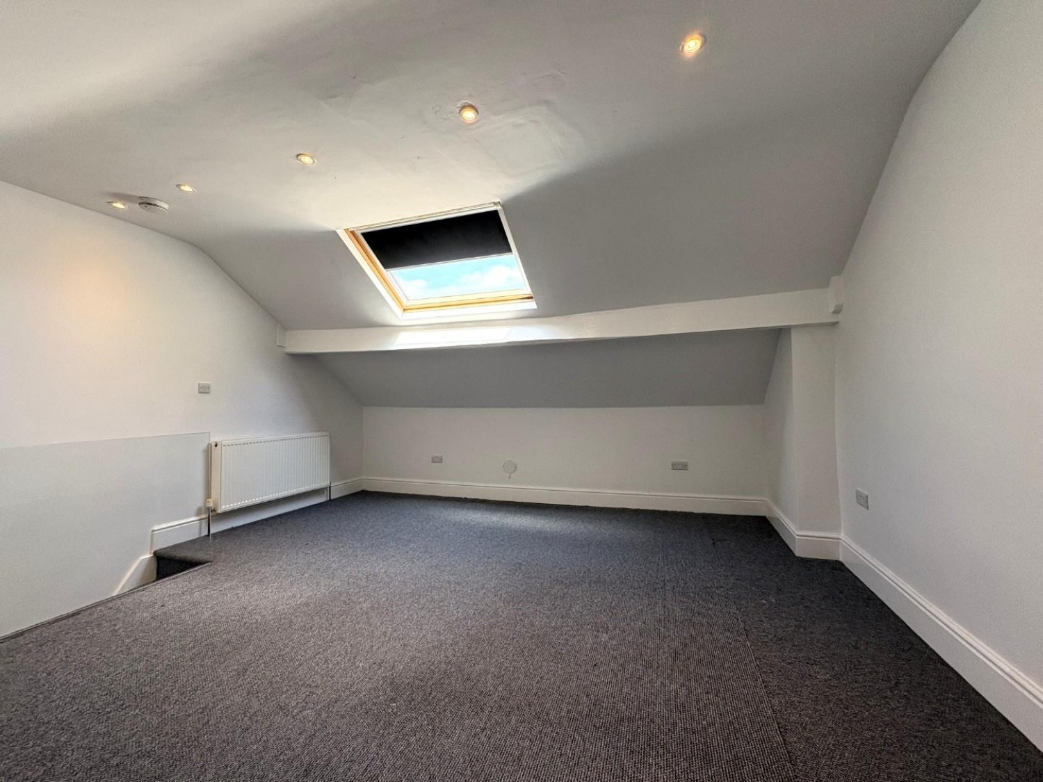 Valley Road, Meersbrook, Sheffield, S8 9GA