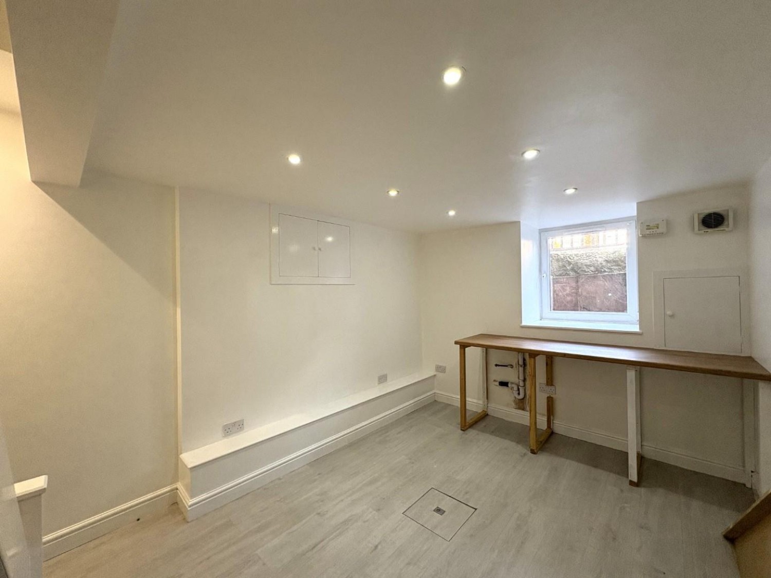 Valley Road, Meersbrook, Sheffield, S8 9GA