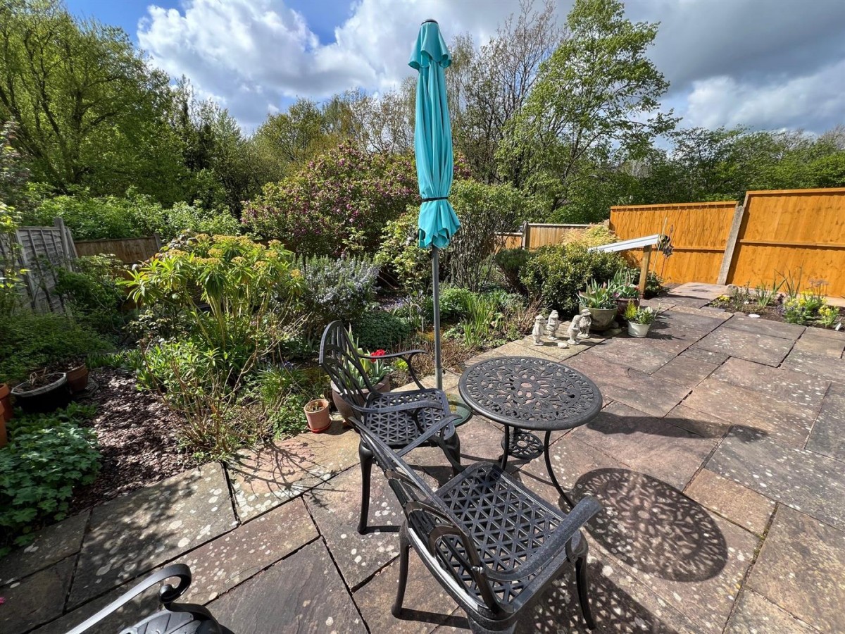 Lutley Drive, Stourbridge, DY9 0YQ