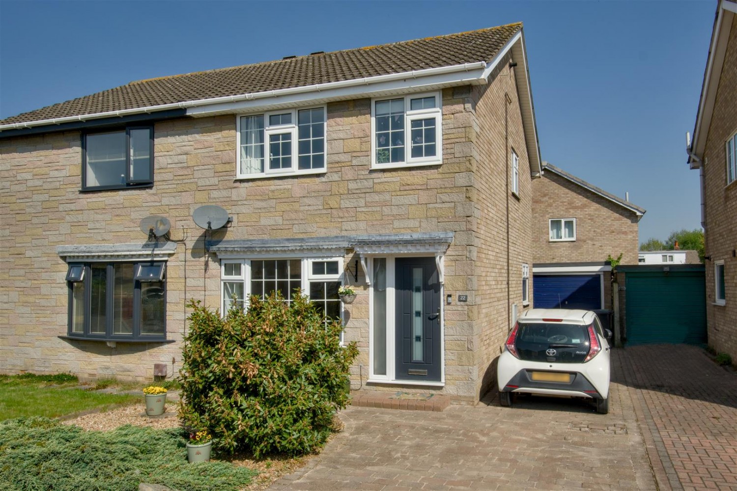 Walmer Carr, Wigginton