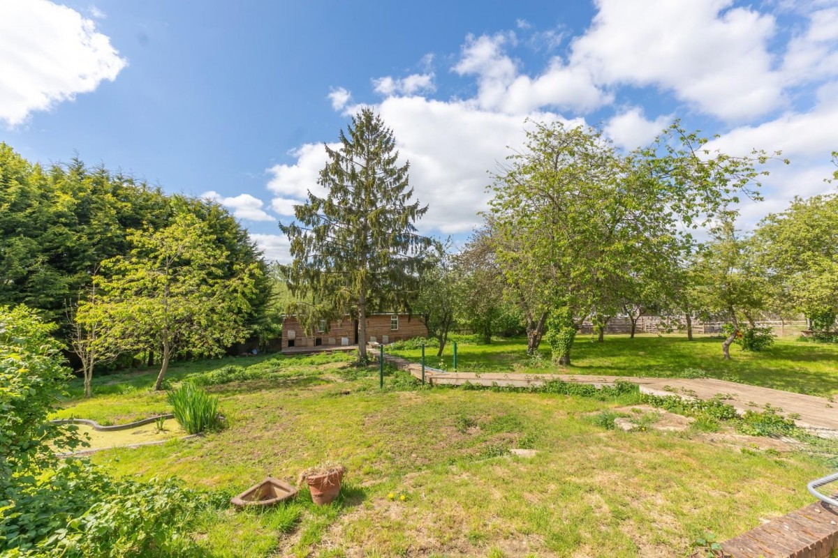 Stewkley Road, Wing, Leighton Buzzard