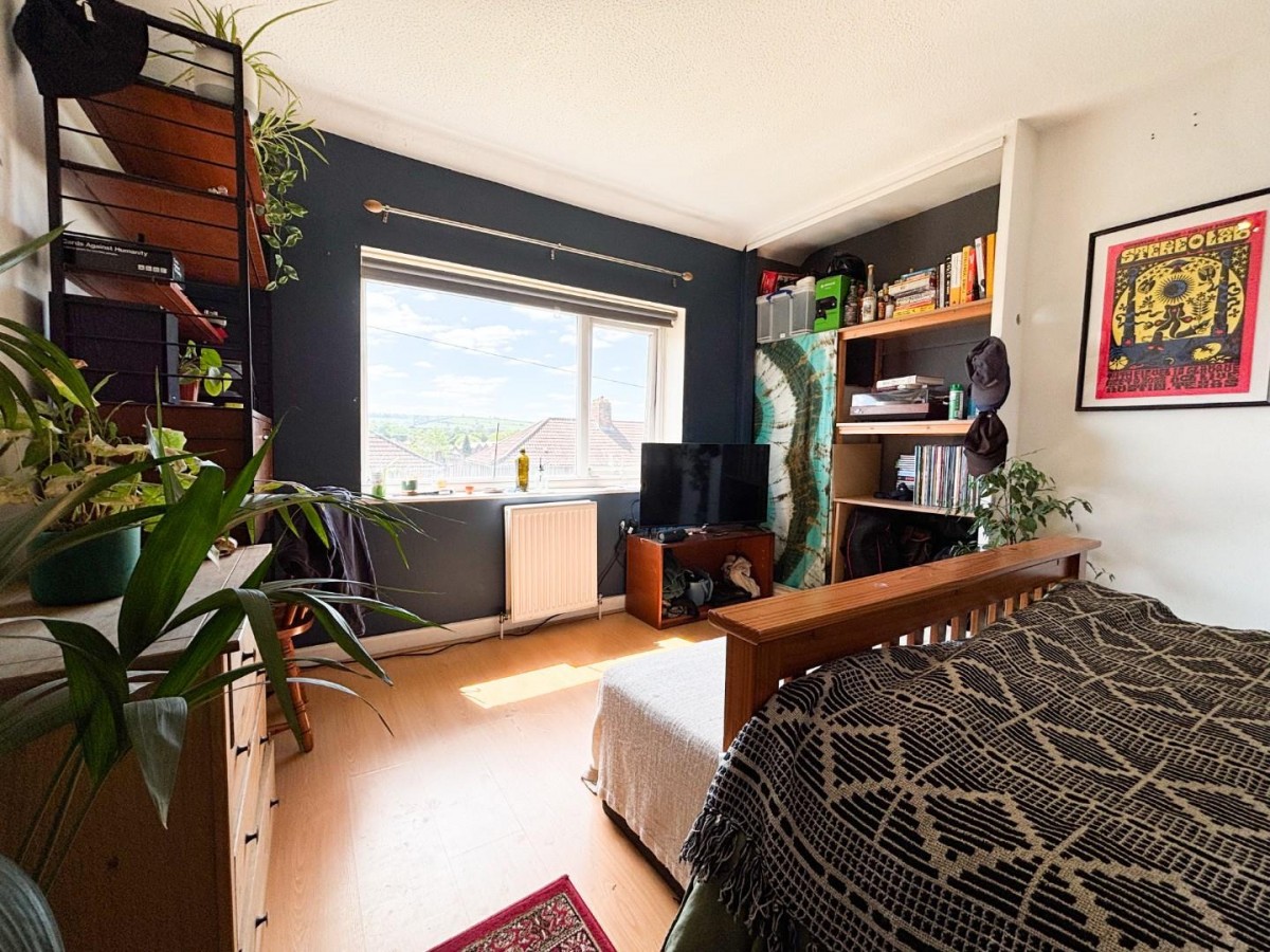 Springleaze, Bristol, BS4 2TT