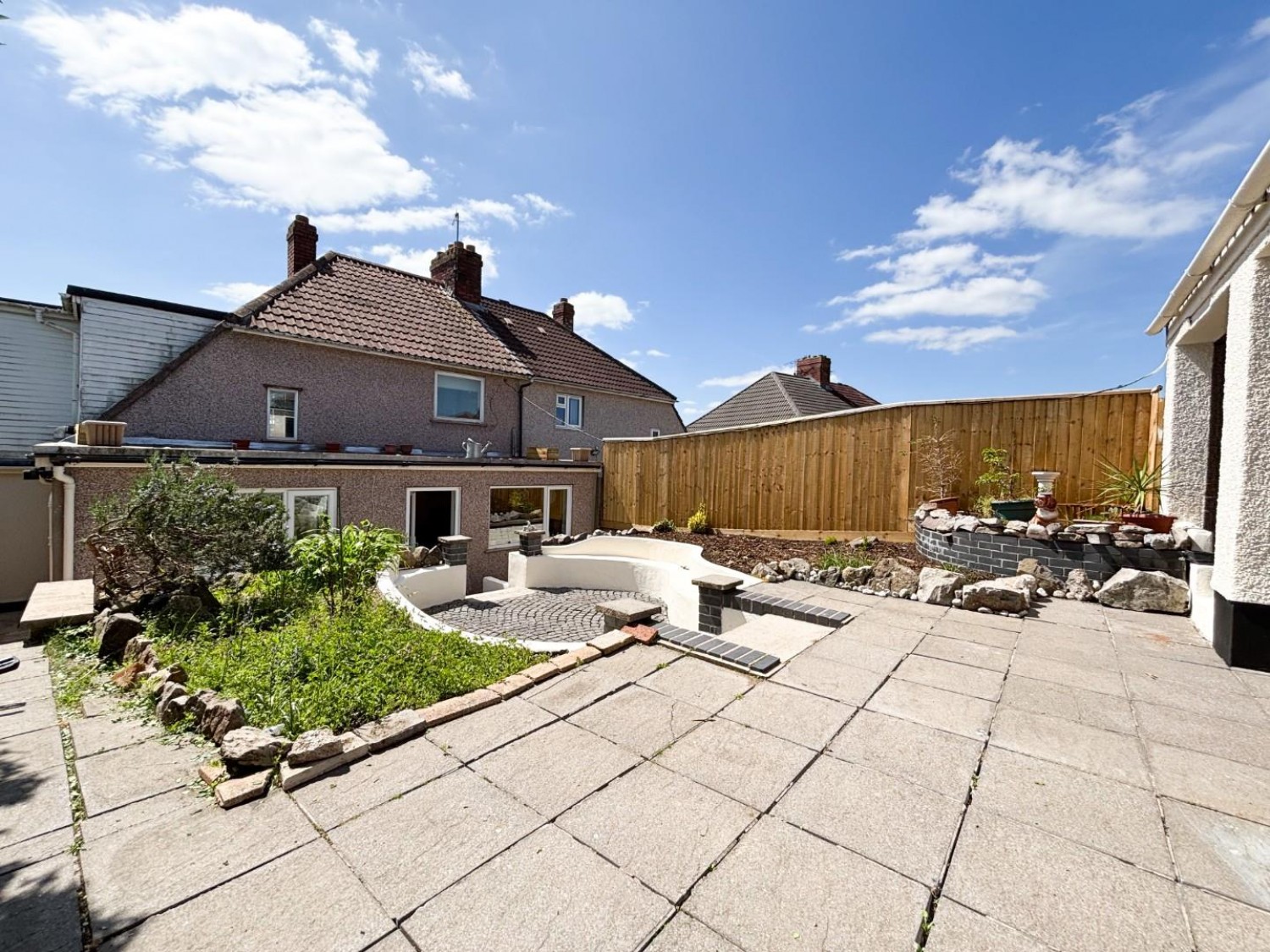 Springleaze, Bristol, BS4 2TT