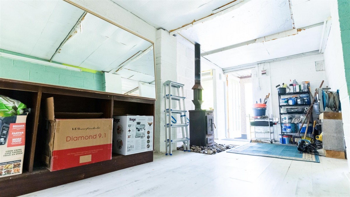 Springleaze, Bristol, BS4 2TT