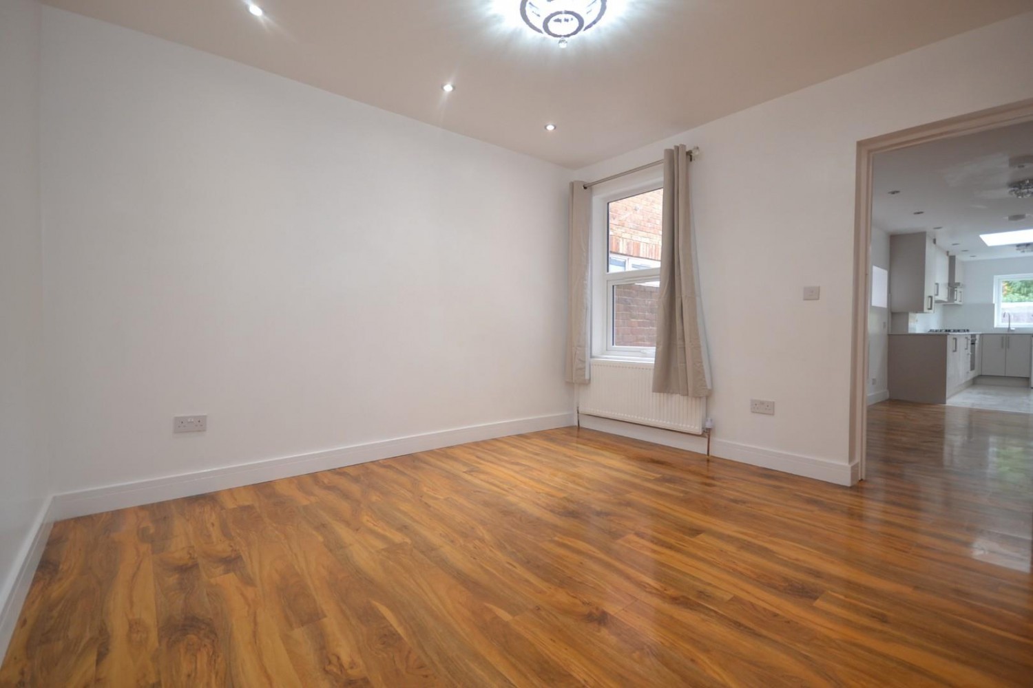 Grange Avenue, Reading