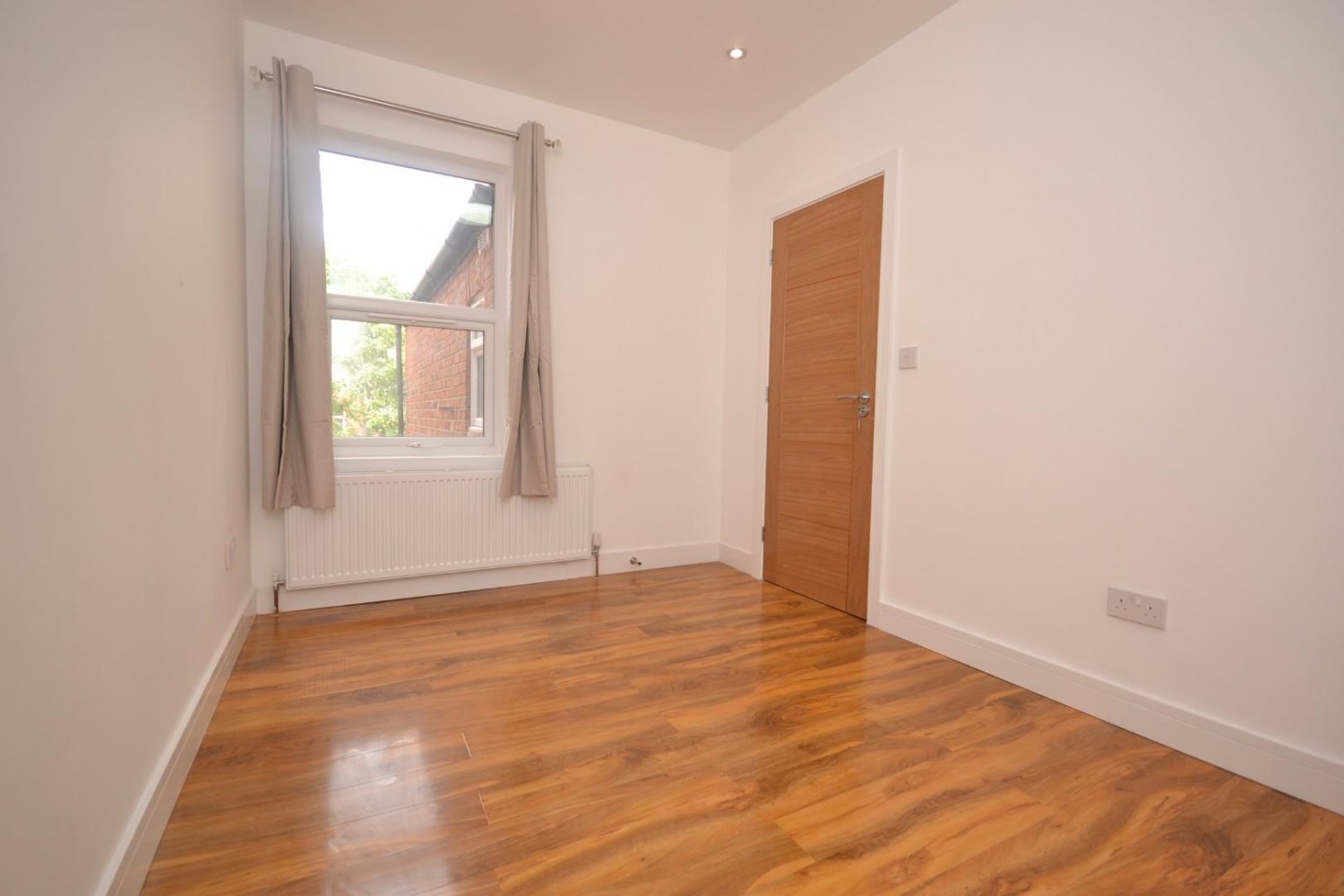 Grange Avenue, Reading