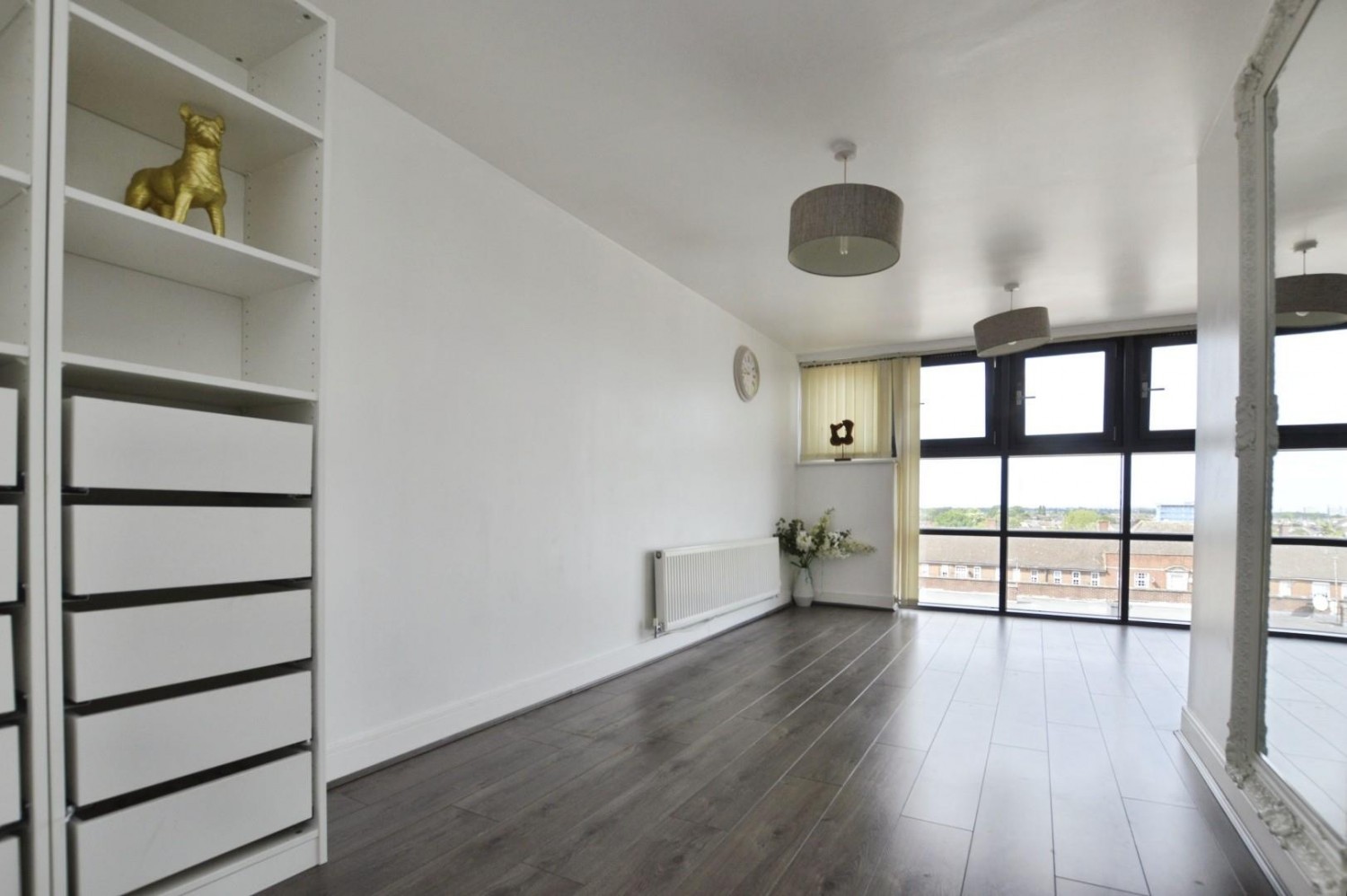 Bramley Crescent, Ilford, Essex, IG2 6JS