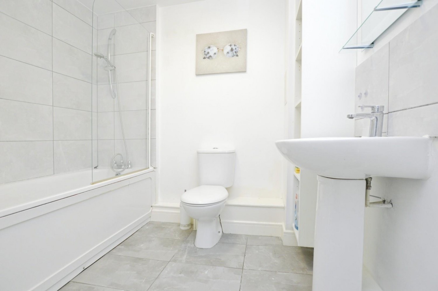 Bramley Crescent, Ilford, Essex, IG2 6JS
