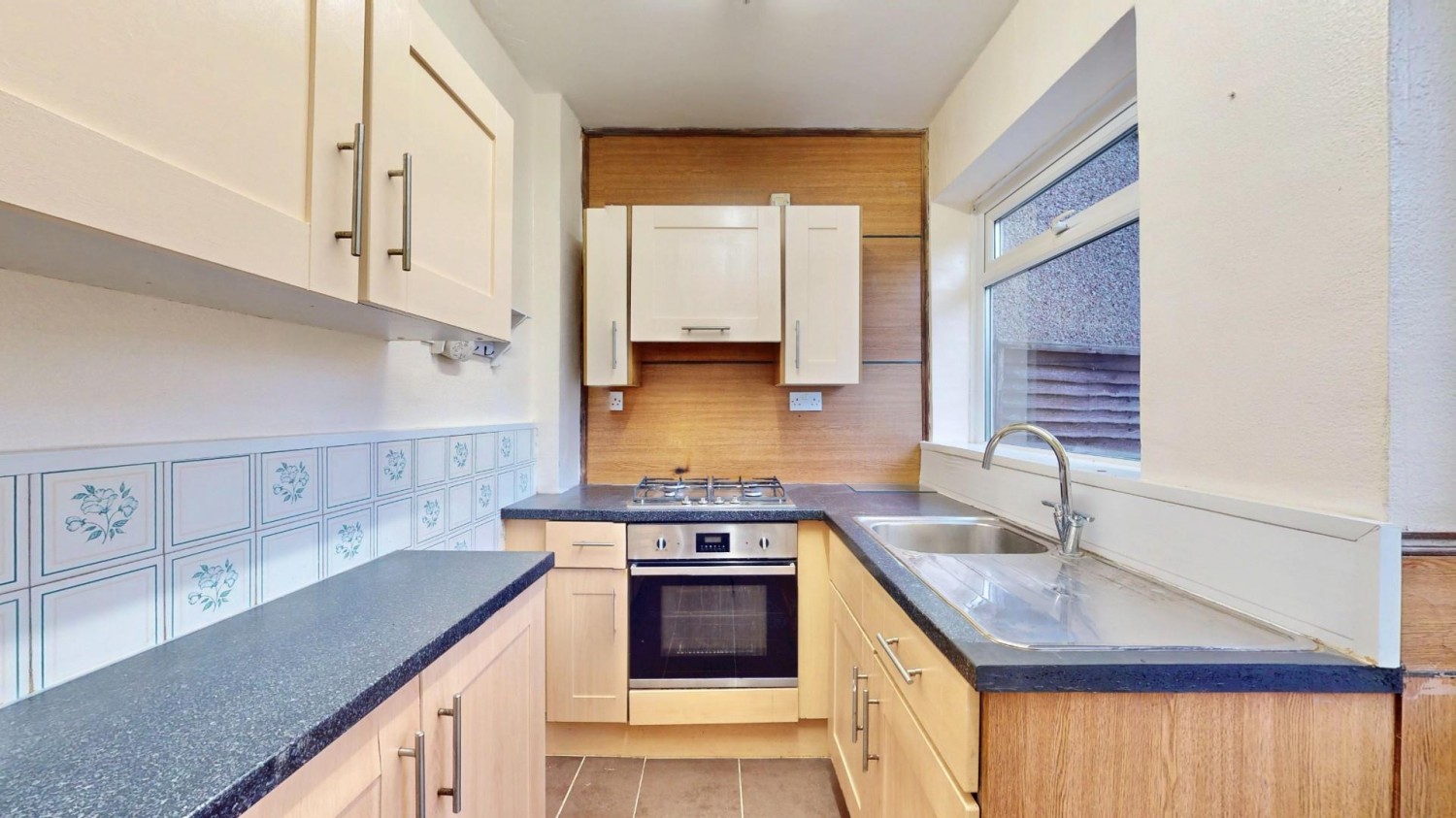 Valence Avenue, Dagenham, RM8