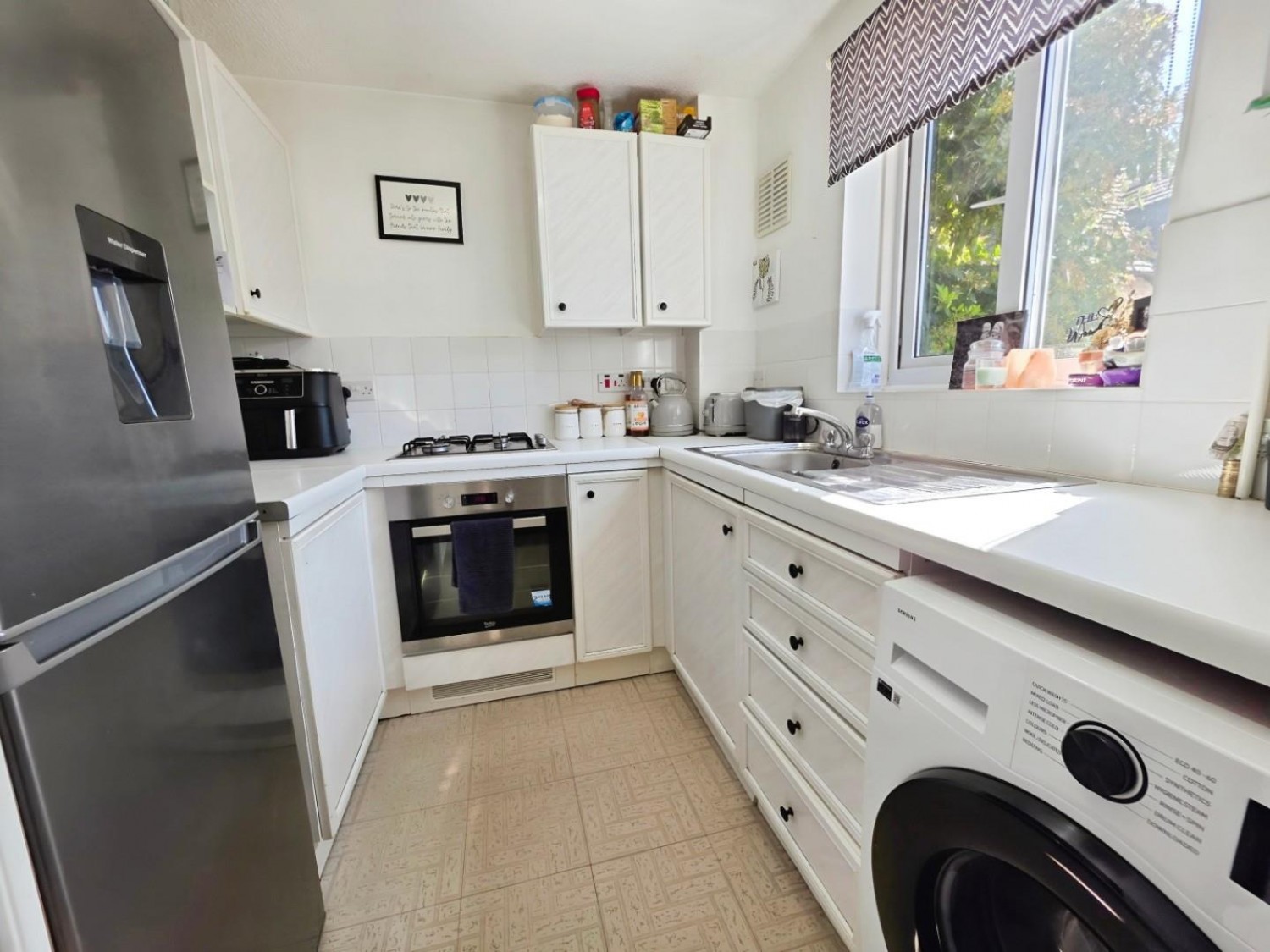 Foxes Close, Chalford, Stroud