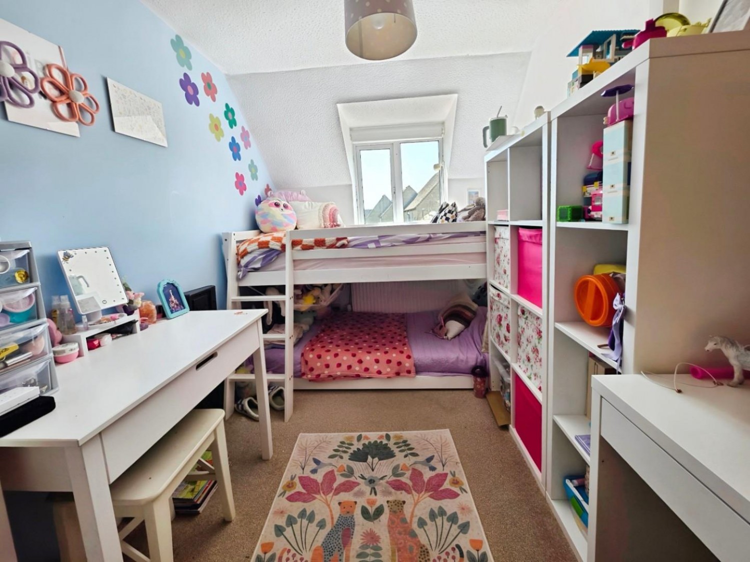 Foxes Close, Chalford, Stroud