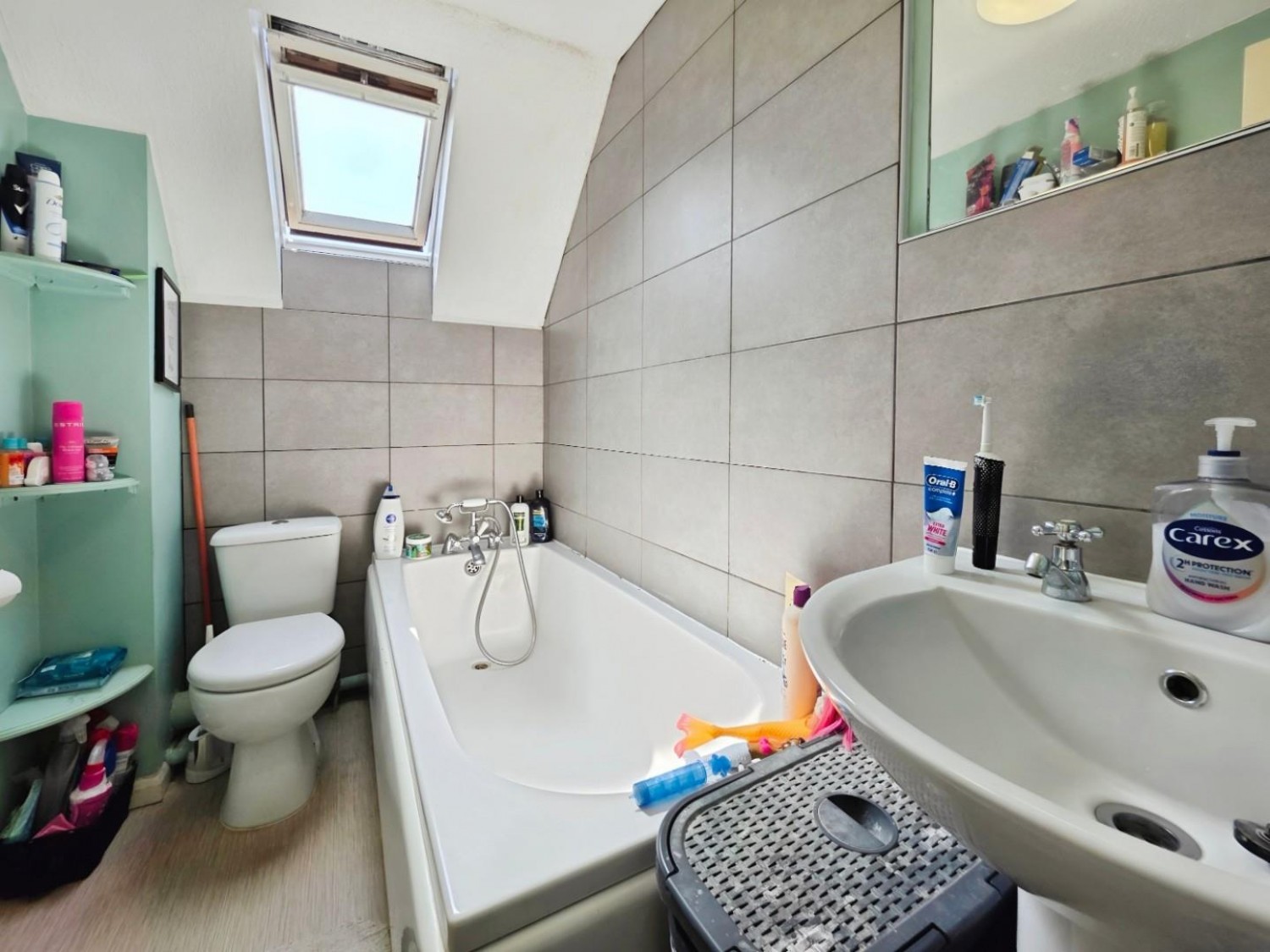 Foxes Close, Chalford, Stroud