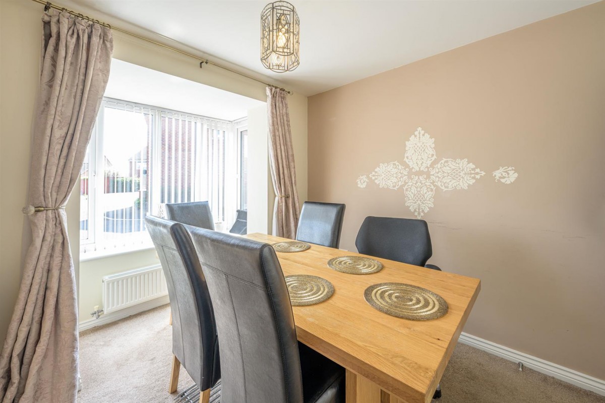 Rushlight Gardens, Kingswinford, DY6 7LT