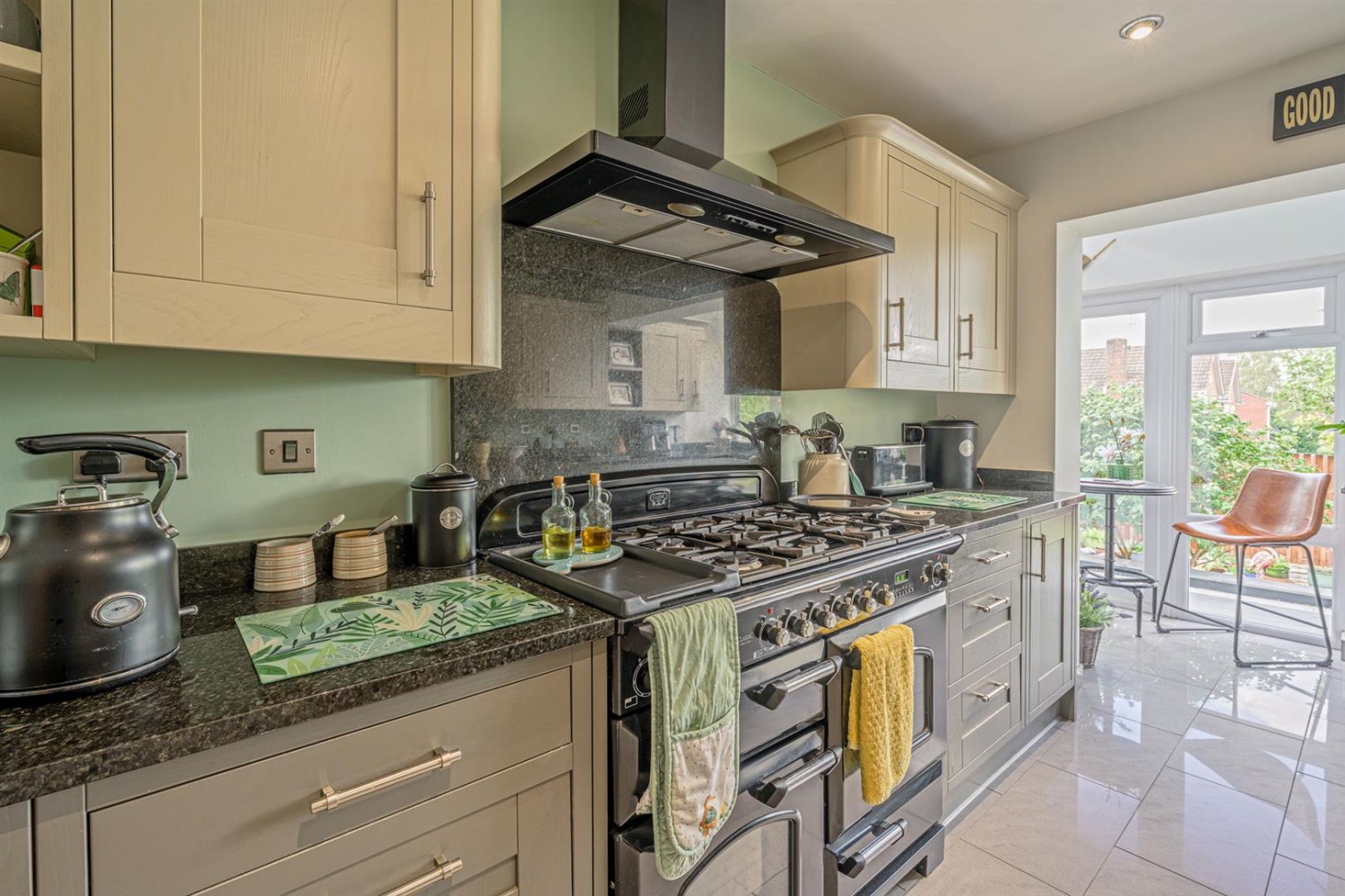Mount Pleasant, Kingswinford, DY6 9SH