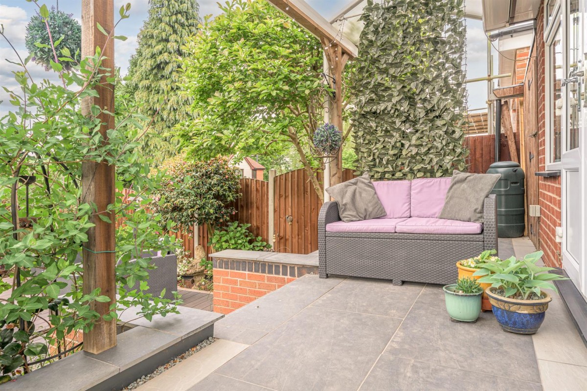Mount Pleasant, Kingswinford, DY6 9SH