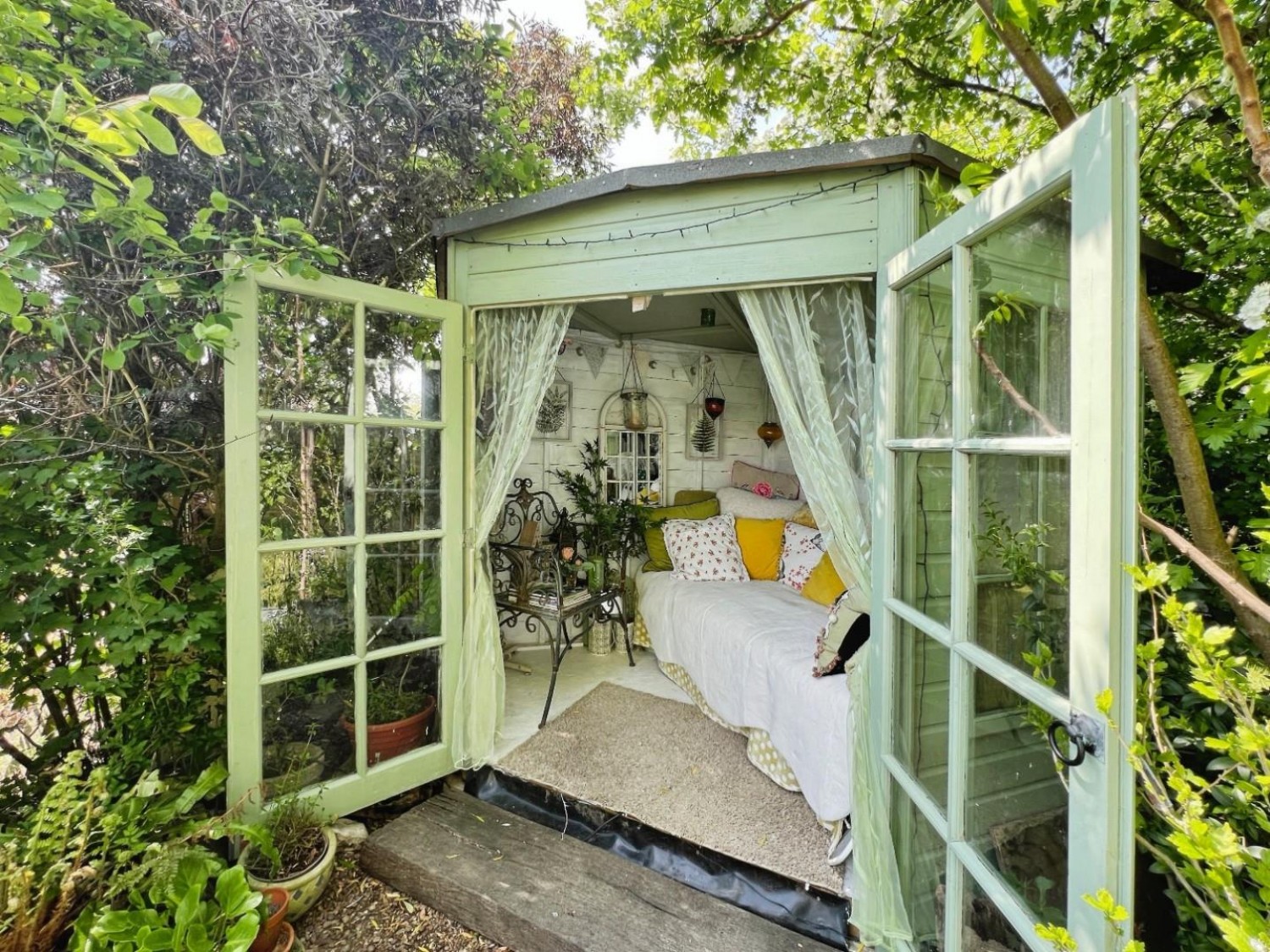 Cosway Cottage, Bonnington Road