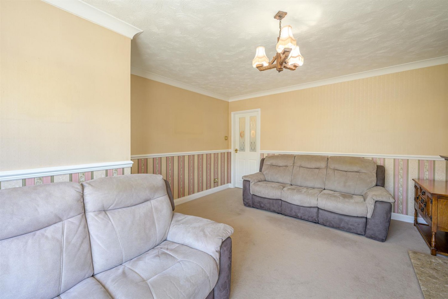 Barnett Close, Kingswinford, DY6 9PW