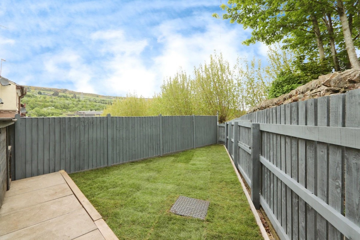 Paterson Gardens, Stocksbridge, Sheffield, S36 1JR