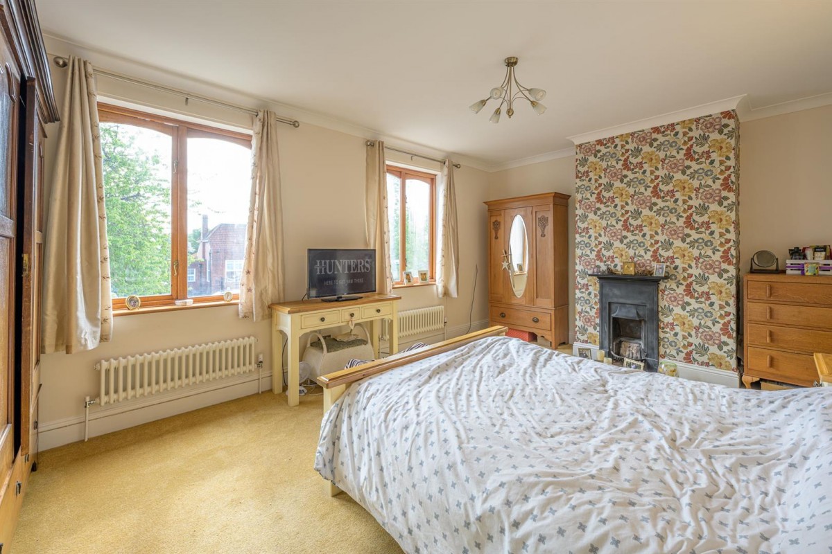 Dudley Wood Road, Dudley, DY2 0DA