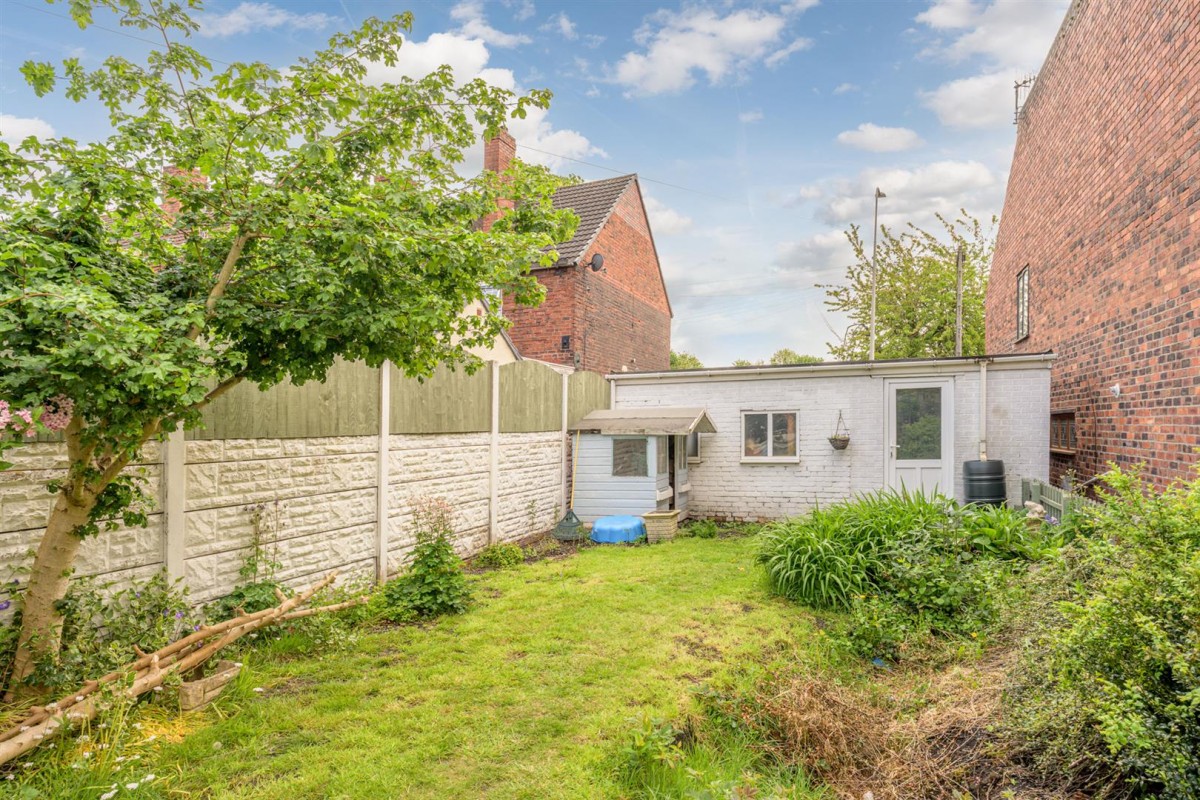 Dudley Wood Road, Dudley, DY2 0DA