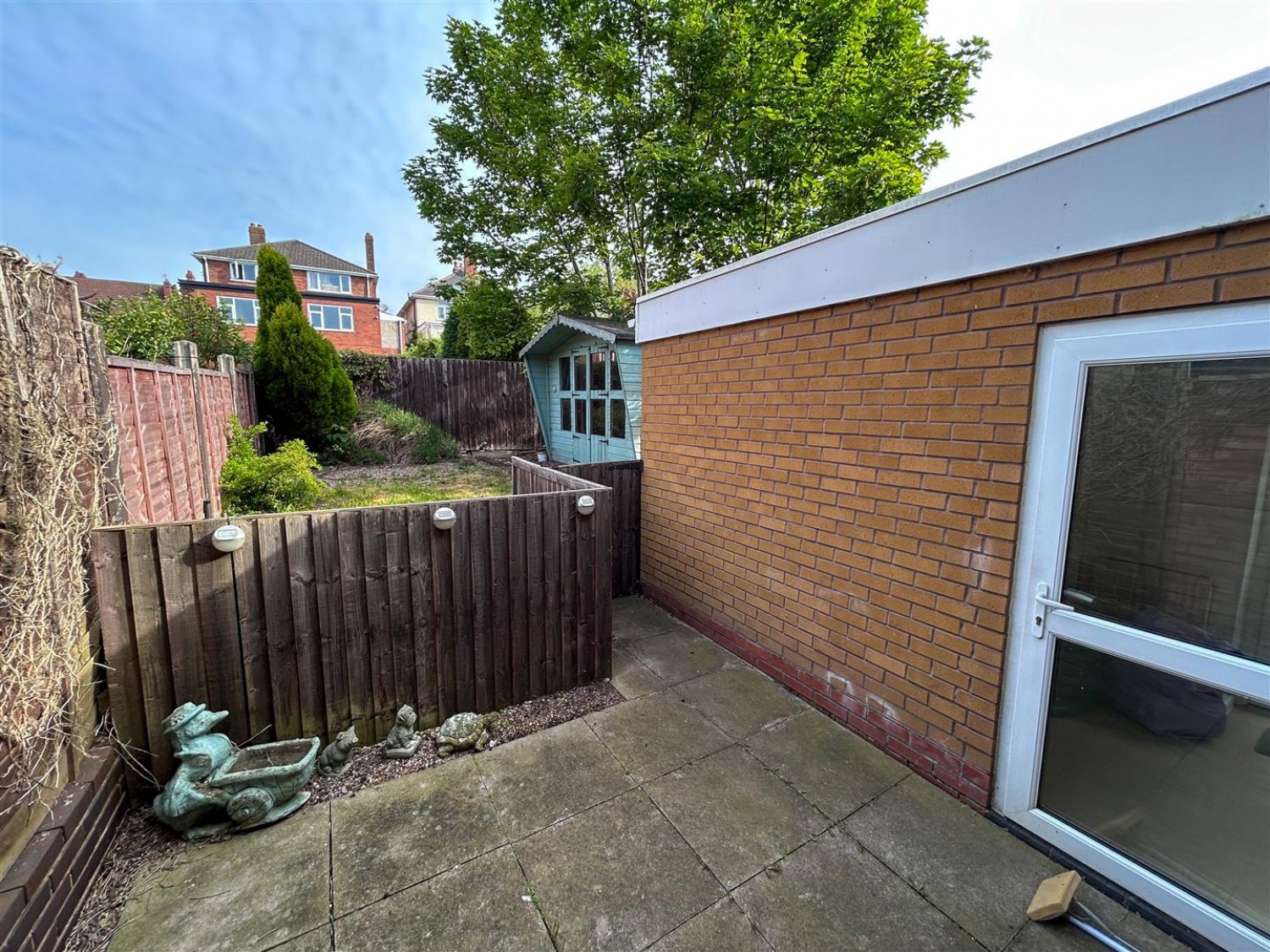 Consort Crescent, Pensnett, DY5 4DD