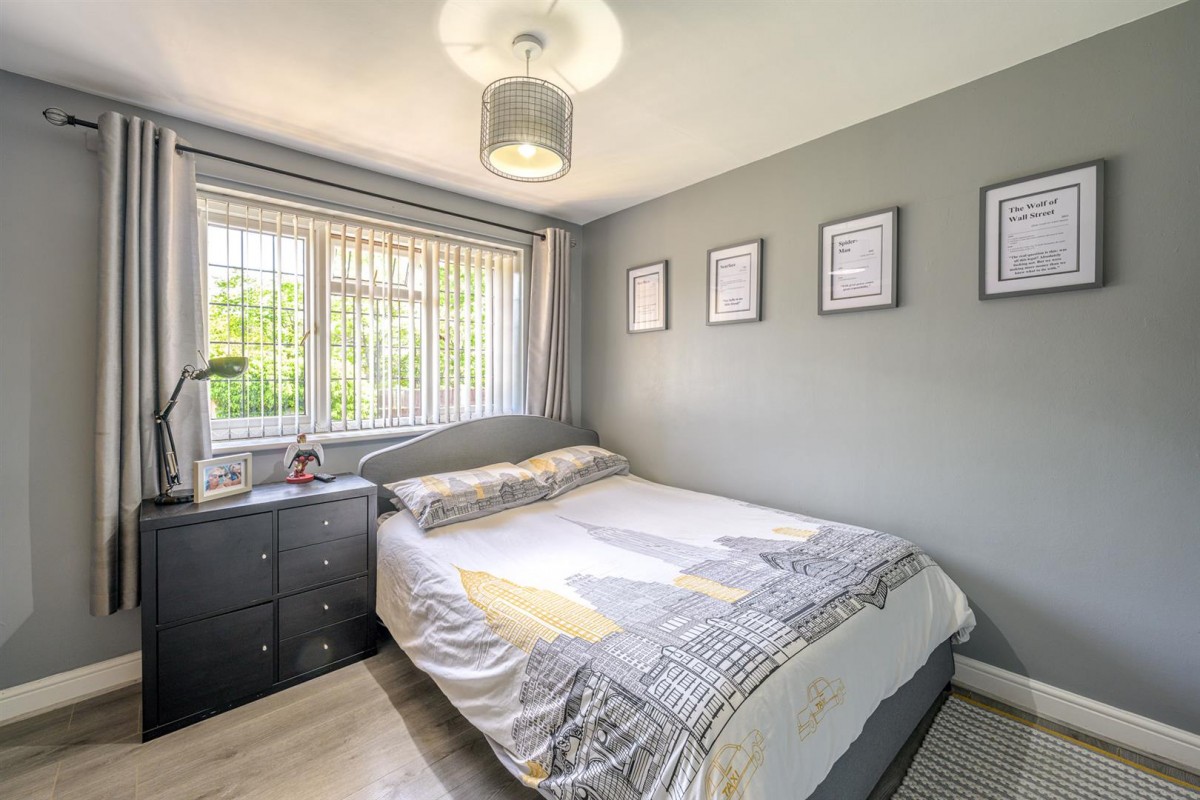 Lythwood Drive, Brierley Hill, DY5 3QW