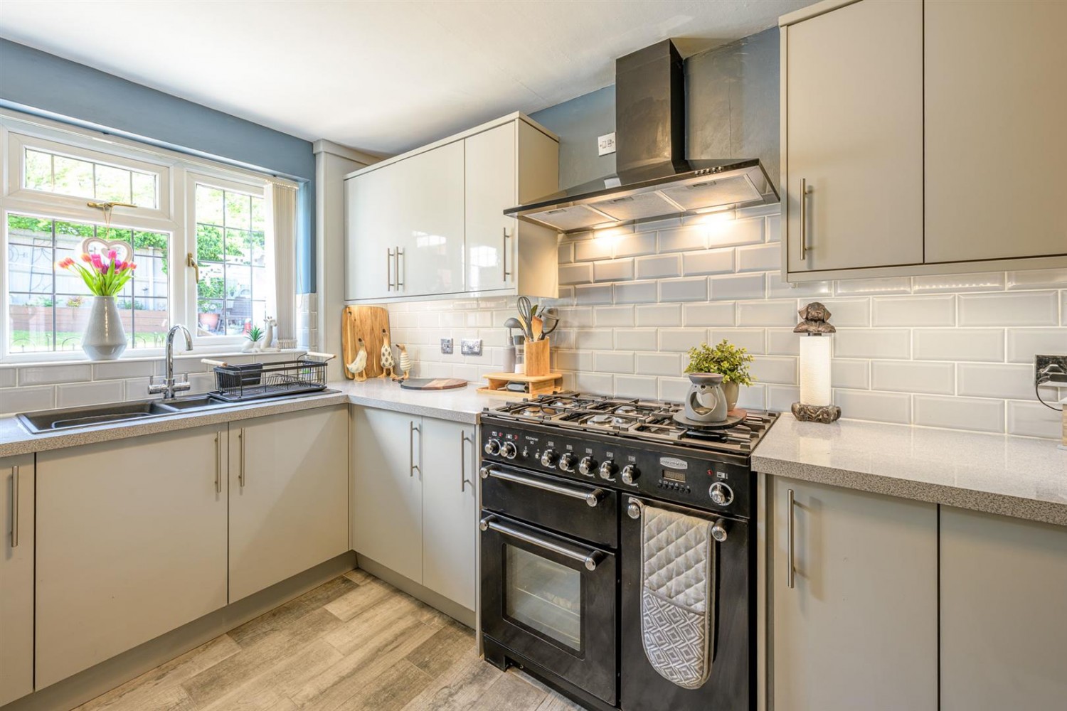 Lythwood Drive, Brierley Hill, DY5 3QW