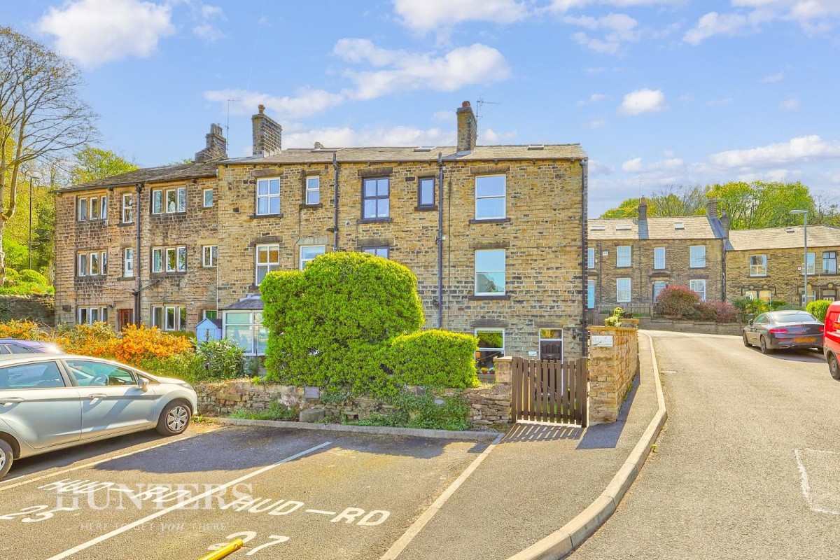 Huddersfield Road, Delph, Saddleworth