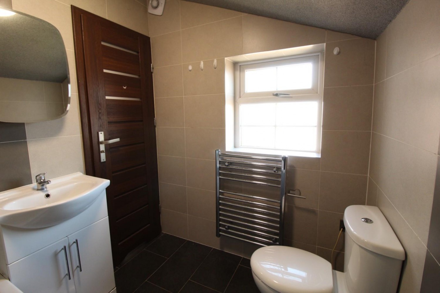 57 Ferrybridge Road, Castleford