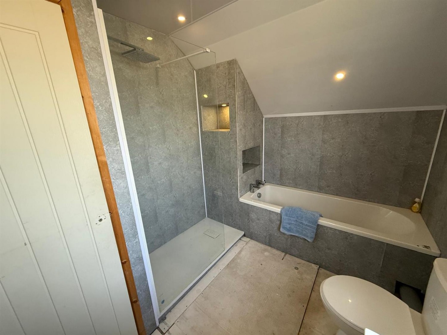 Churchill Road, Halesowen, B63 4NA