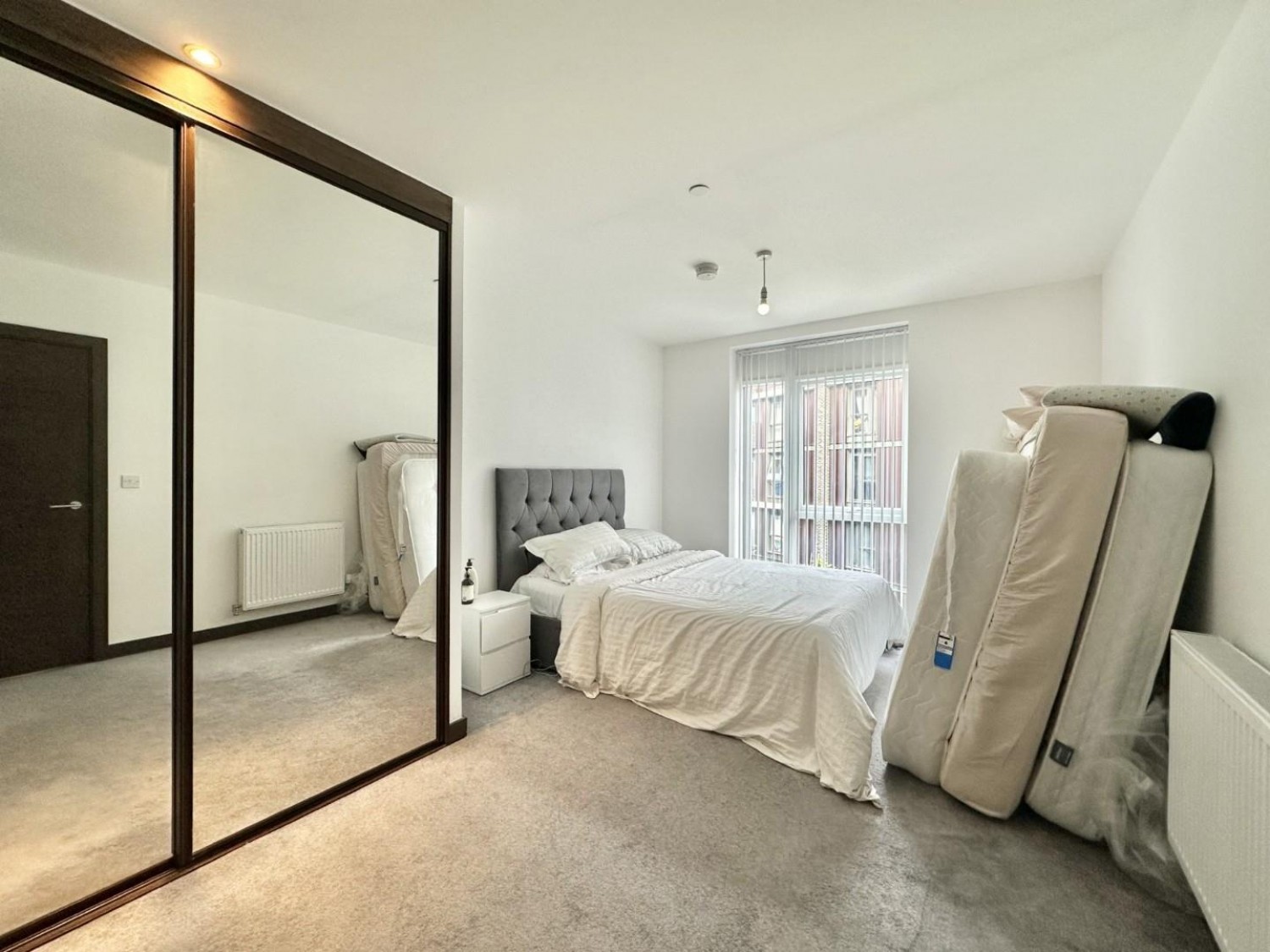 1 bedroom Flat for sale in Gramophone Lane, Hayes