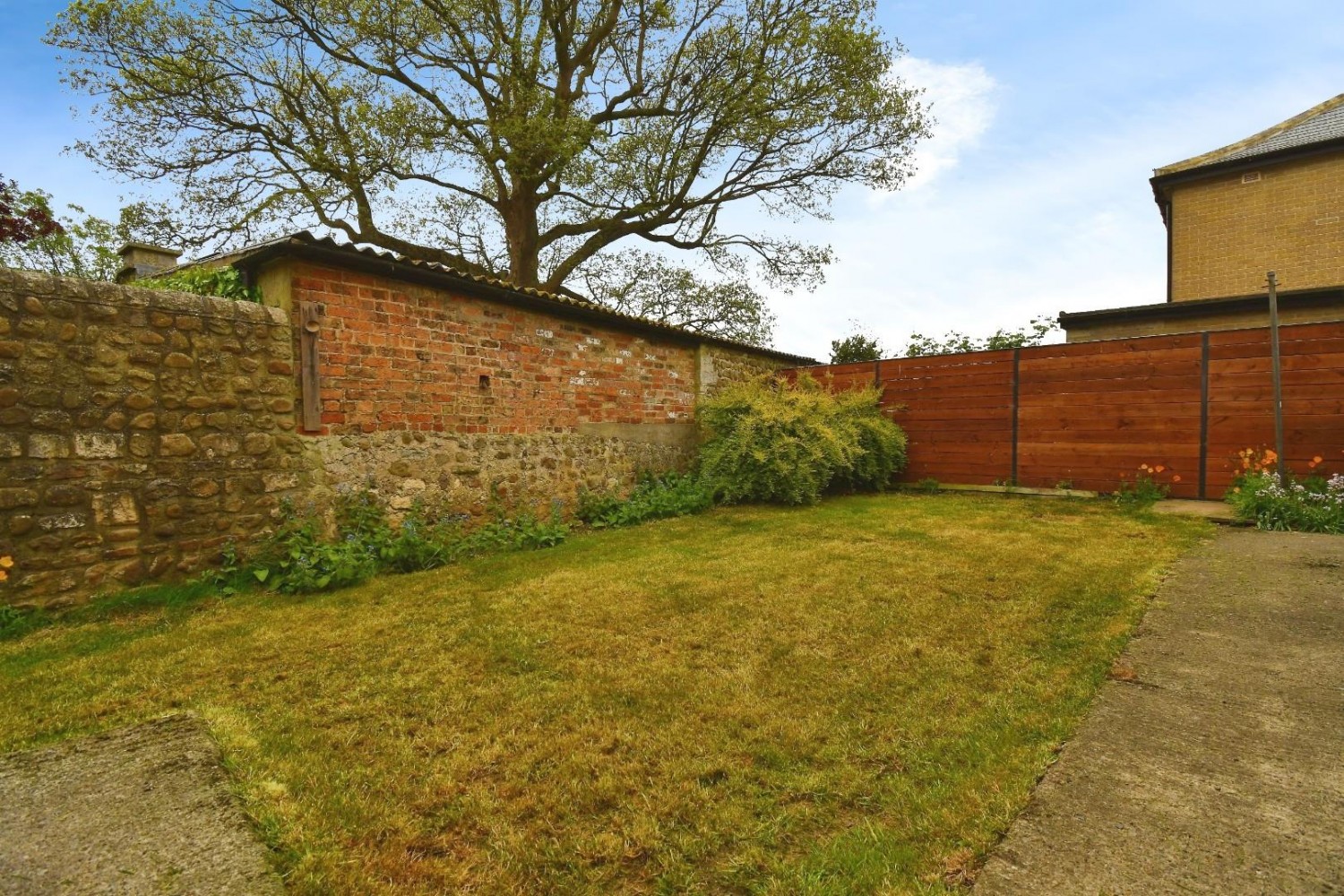 Station Lane, Burton Leonard