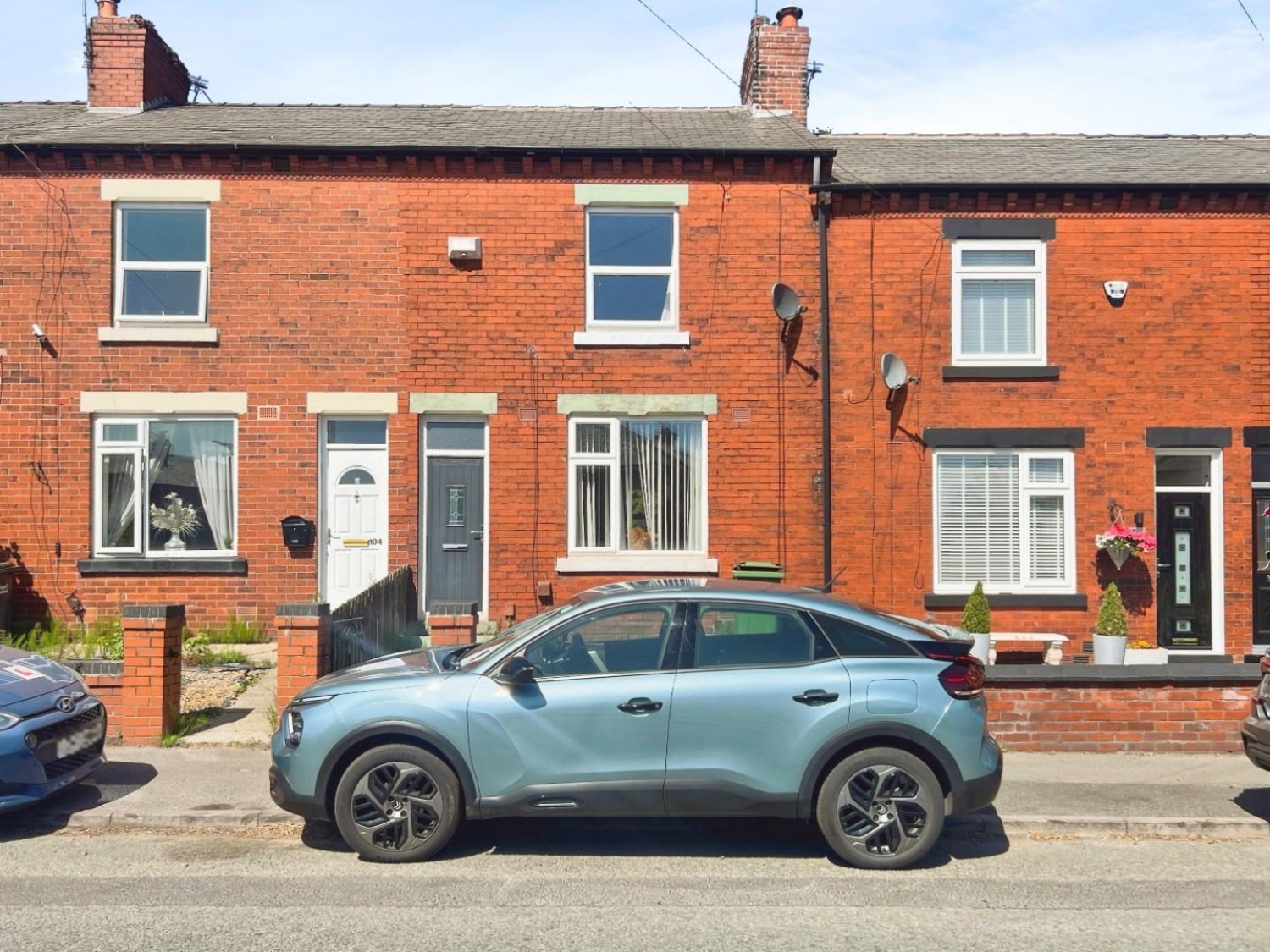 Nel Pan Lane, Leigh