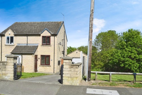 Alanby Drive, Bradford