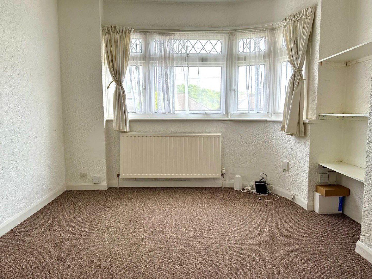 Fullwell Avenue, Ilford, IG5