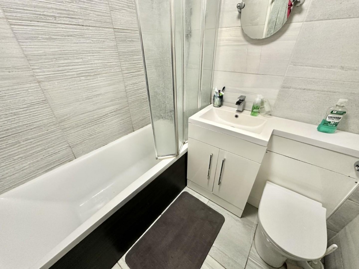 Albion Road, Hayes, UB3 2SP