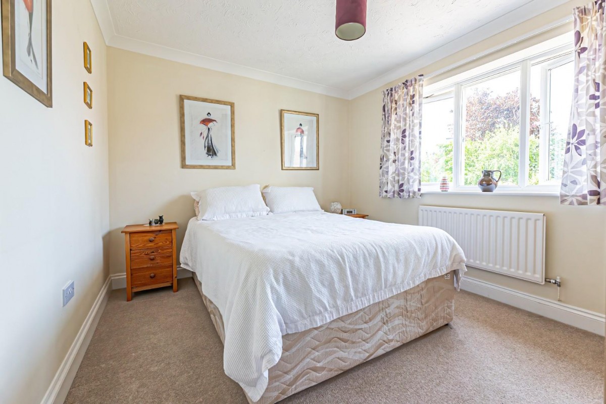 Castlefields, Stoke Mandeville, Aylesbury