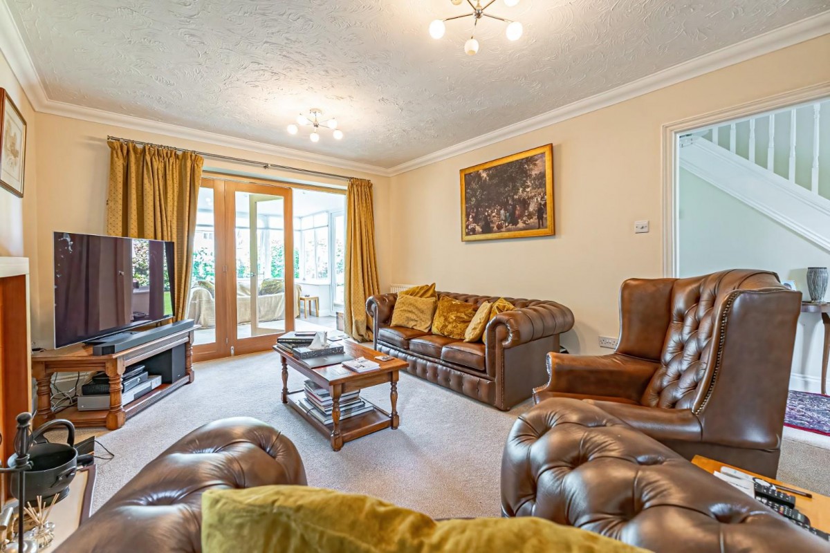 Castlefields, Stoke Mandeville, Aylesbury