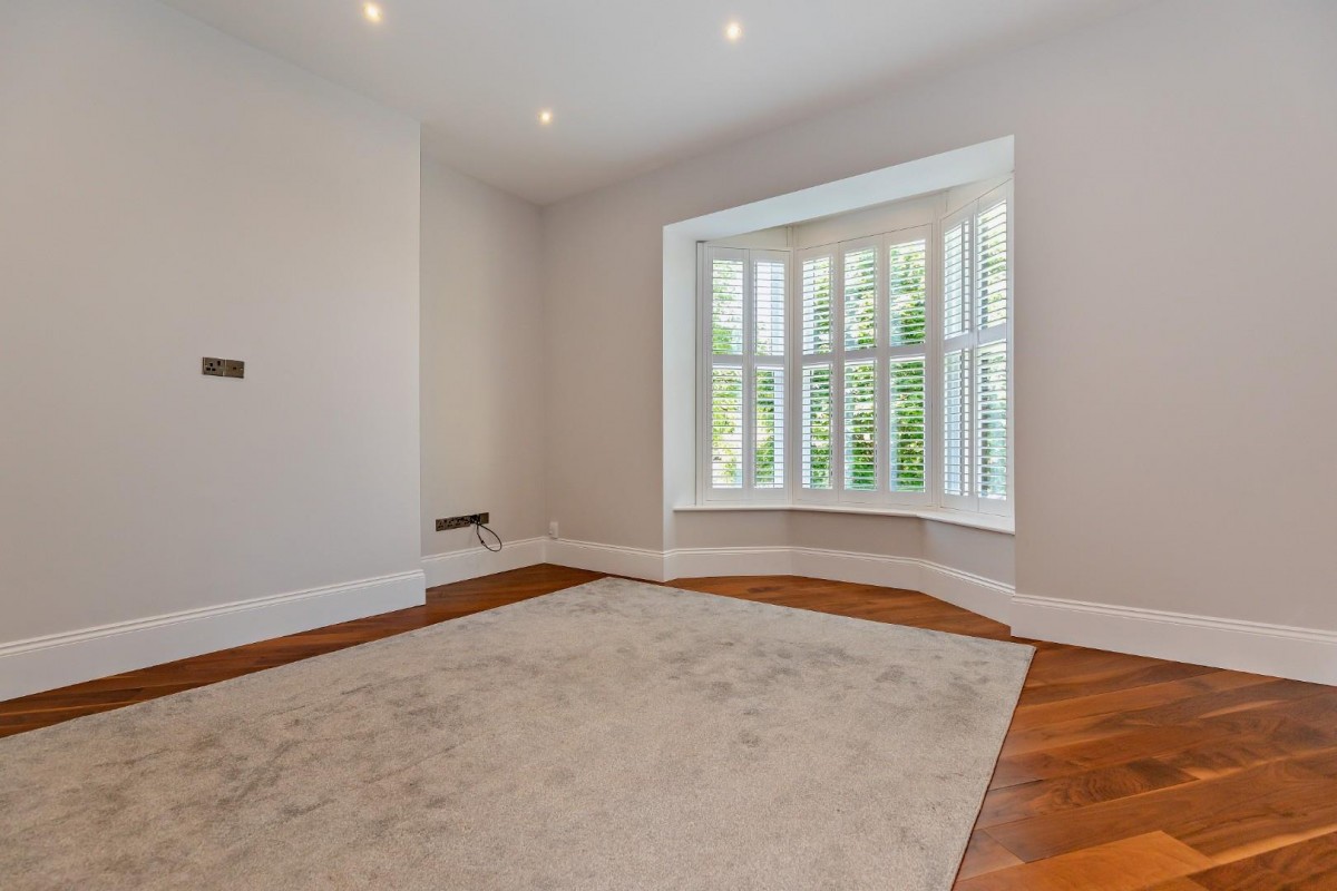 Victoria Avenue, Harrogate, HG1 5PR