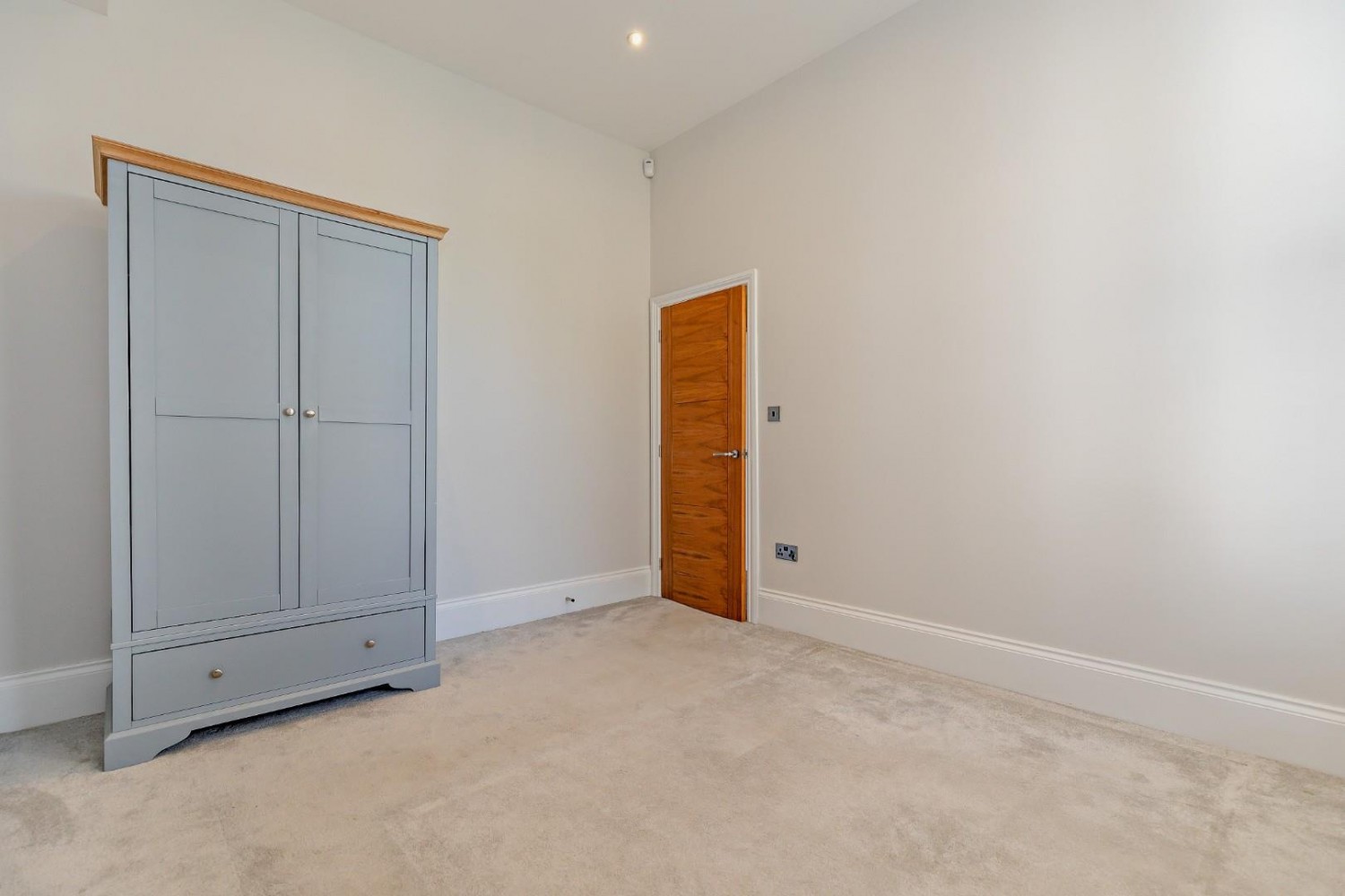 Victoria Avenue, Harrogate, HG1 5PR