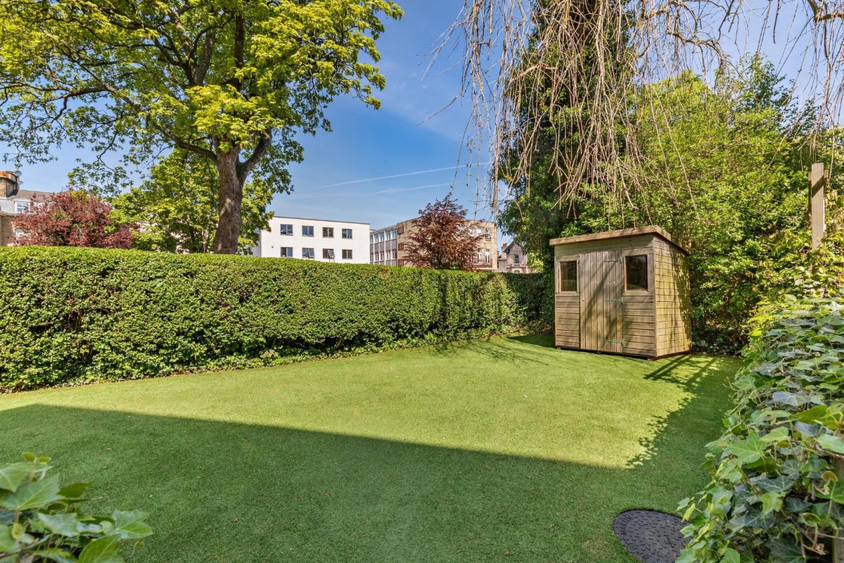 Victoria Avenue, Harrogate, HG1 5PR