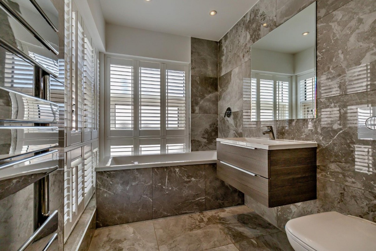 Victoria Avenue, Harrogate, HG1 5PR