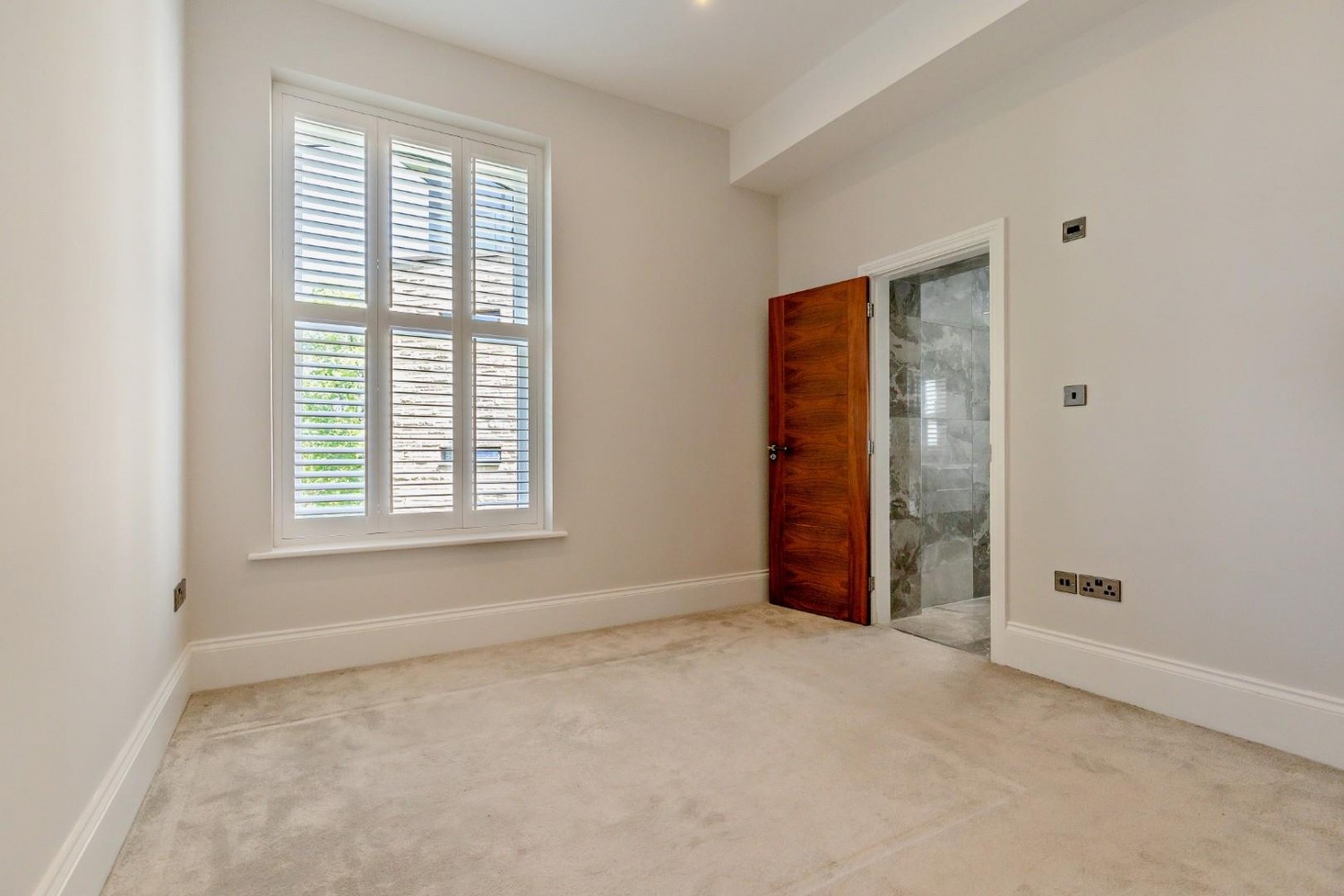 Victoria Avenue, Harrogate, HG1 5PR