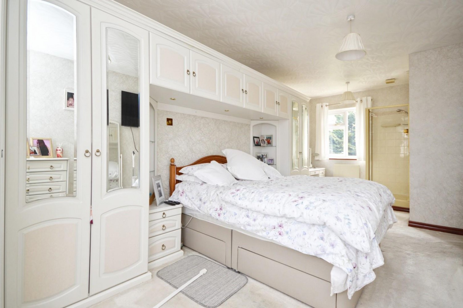 Pavey Road , Bristol, BS13 0JX
